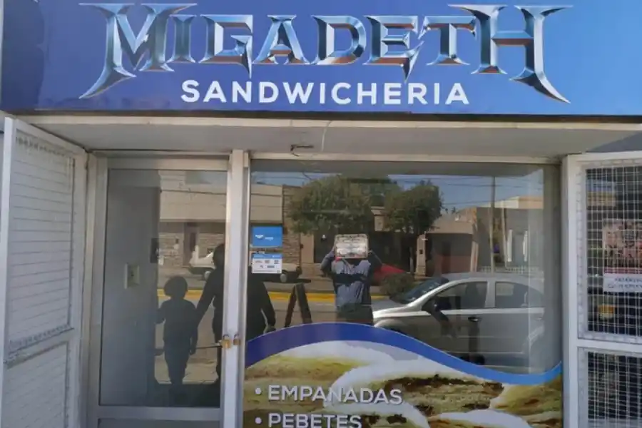 Local de sandwiches de miga.