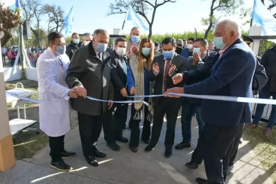 Jaldo inauguró obras de ampliación en el Caps de Pampa Mayo