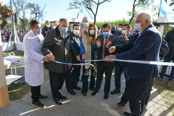 Jaldo inauguró obras de ampliación en el Caps de Pampa Mayo