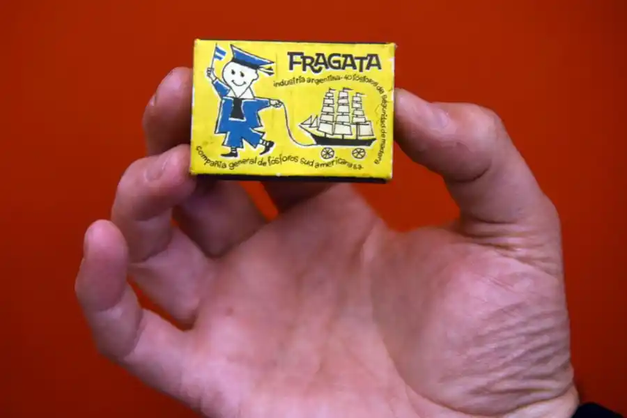 UN CLÁSICO. La Compañía General de Fósforos Sud Americana fue la primera fábrica continua de fósforos de seguridad de madera del país. 