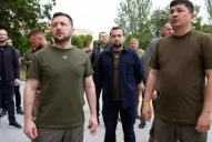 Guerra en Ucrania: Zelensky visitó una ciudad cercana a zonas controladas por Rusia
