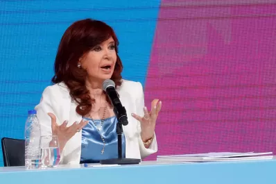 Cristina Kirchner cuestionó la extradición de Julian Assange: marca un precedente alarmante”