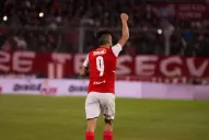 Antes de medirse con Atlético, Independiente le ganó a Estudiantes y lo dejó sin la punta