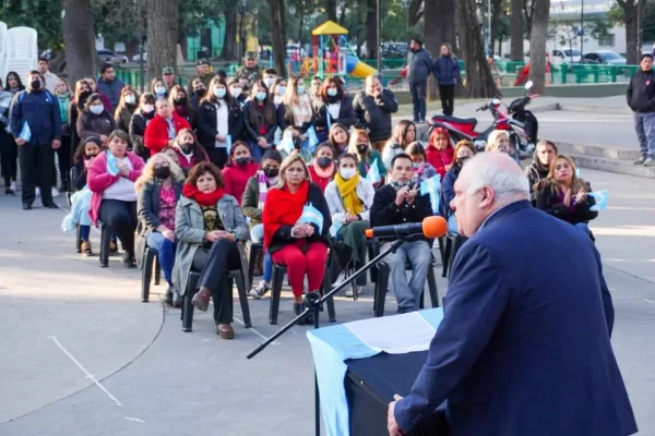 La política ha dejado el camino de la decencia y la transparencia, dijo Masso