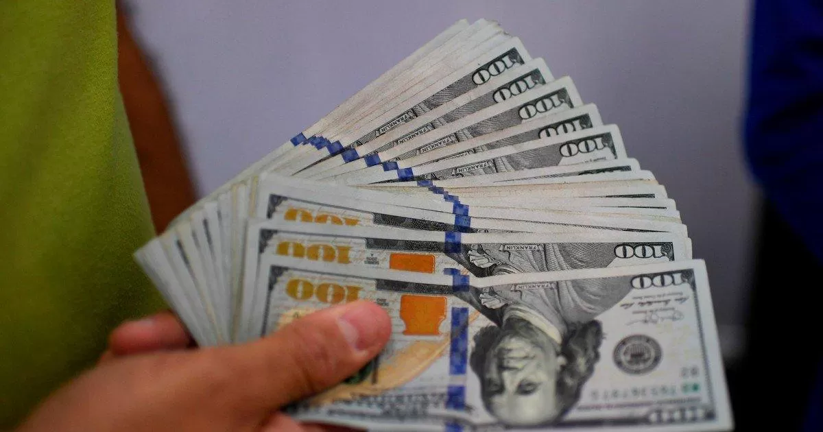 El dólar blue subió cuatro pesos luego del fin de semana largo