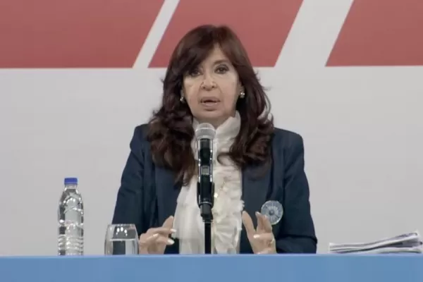 “¿Ganar las elecciones para no cambiar nada? Es mejor quedarse en la casa”, disparó Cristina