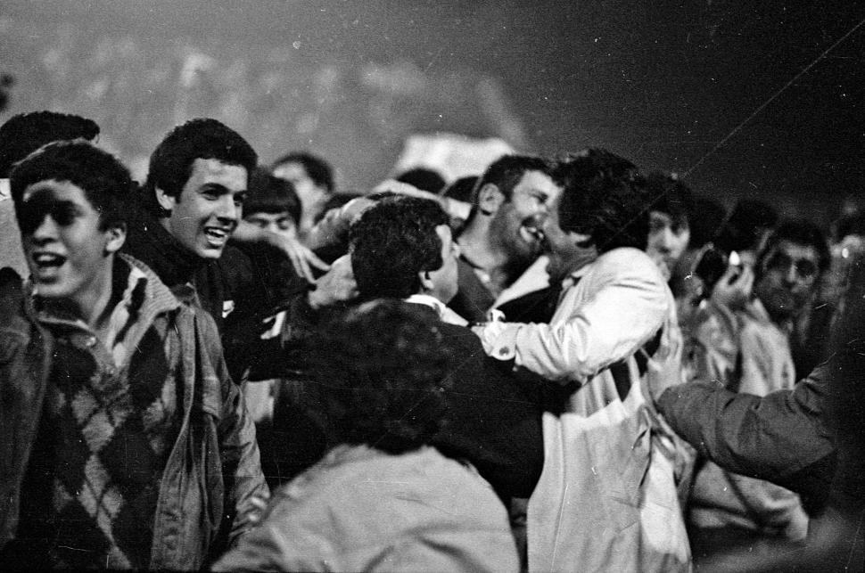 REENCUENTRO. En el Mundial de Inglaterra, 23 años después, Santamarina se cruzó con Philippe Saint-André. Se reconocieron al instante y se abrazaron.