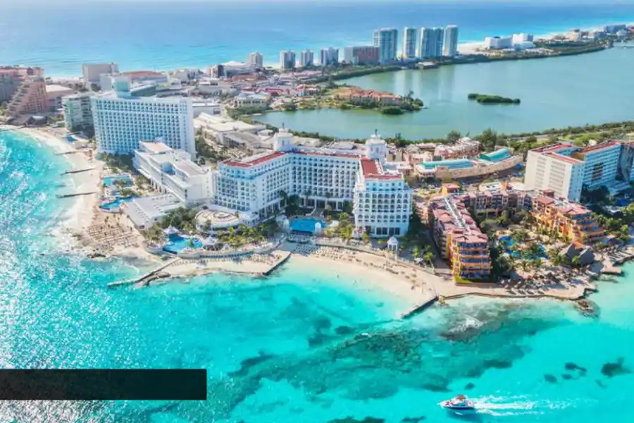Cancún.
