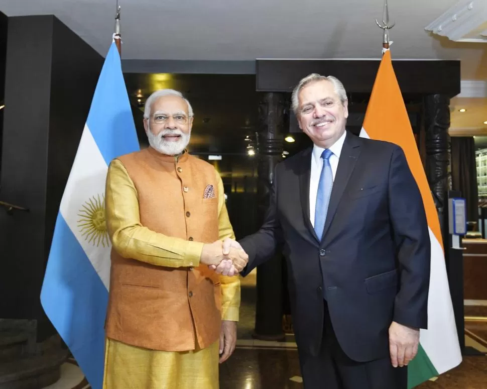 PRIMERA. Alberto se reunió ayer con Modi, el primer ministro de India.  