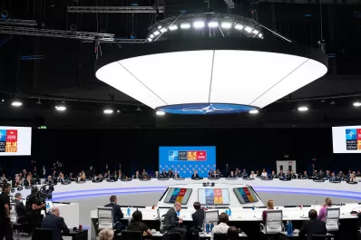 La OTAN invitó a Finlandia y Suecia y tildó a Rusia como una amenaza directa