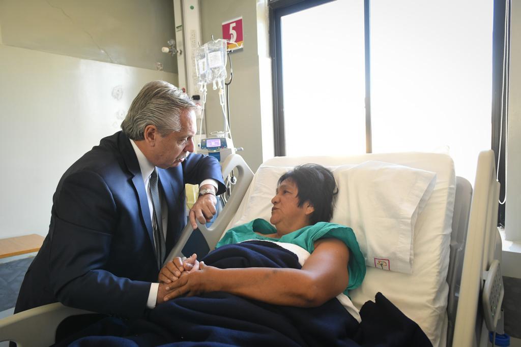 Alberto Fernández visitó a Milagro Sala, quien está internada en Jujuy.