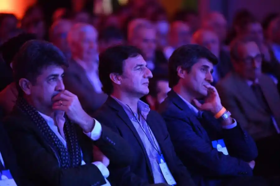 Fabián Soria, Roberto Sánchez y José Pochat, en el Fenoa. ¿