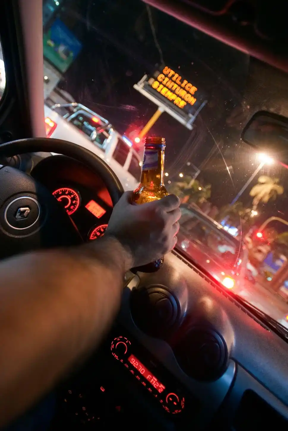 IMPRUDENCIAS. Las autoridades esperan que actitudes como esta disminuyan a partir del scoring. la gaceta / foto de diego aráoz