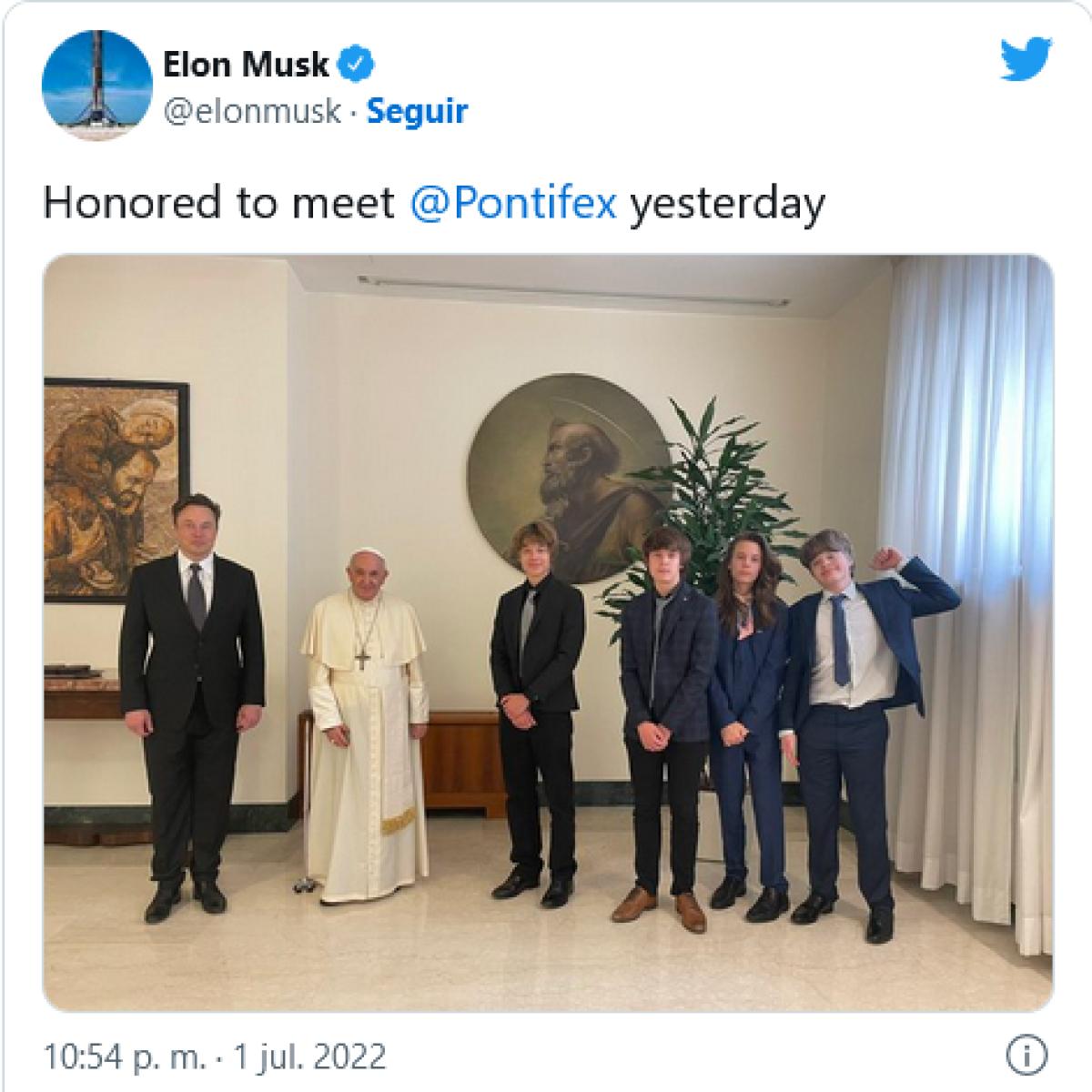 El tuit de Elon Musk acerca de la visita al papa.