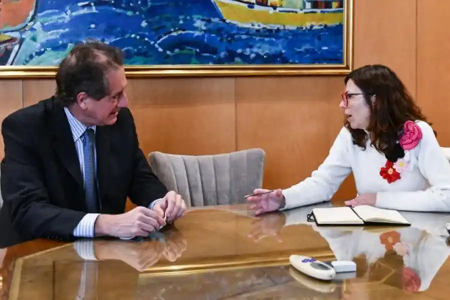 MITIN CLAVE. Silvina Batakis se reunió con Martín Guzmán para definir la transición.