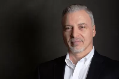 Gustavo Ahualli: “Enseñar el arte del canto me da mucha satisfacción”