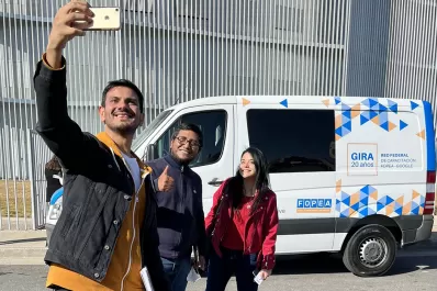 Fopea celebra sus dos décadas recorriendo el país con un camión interactivo