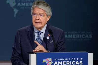 El Presidente de Ecuador fue operado con éxito en EEUU