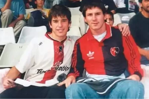 Lionel Messi: la historia de su única foto en el Coloso del Parque con la camiseta de Newell´s