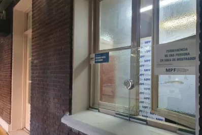 Quiso parar una pelea y recibió un golpe que le causó convulsiones