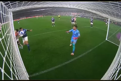 ¿Fue mano? El gol que el VAR le anuló a Matías Suárez