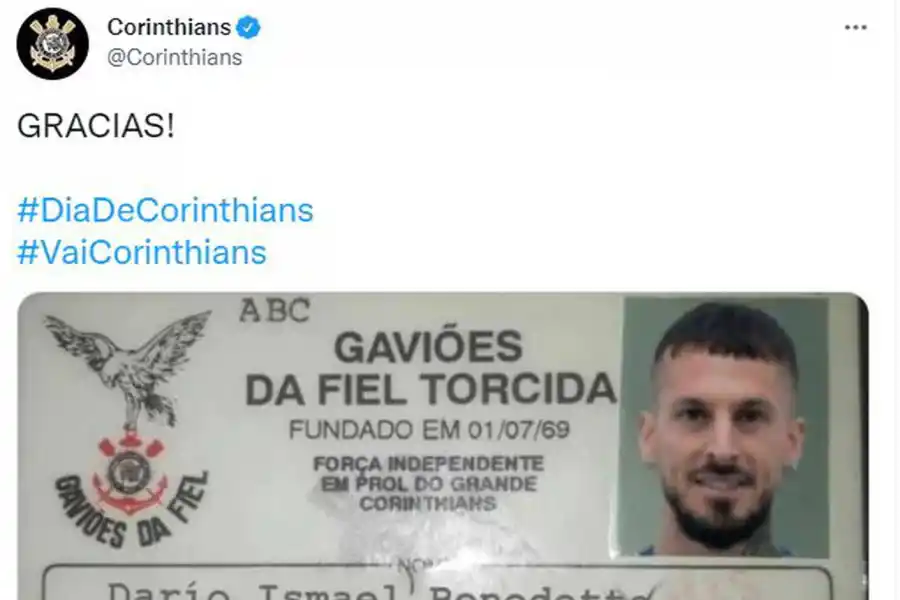 Corinthians “hizo socio” a Darío Benedetto 