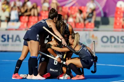 Las Leonas vencieron a Canadá y avanzaron a cuartos de final del Mundial de Hockey