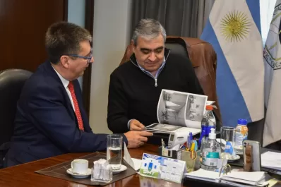 Alfaro y su par de Resistencia, Gustavo Martínez, buscan desarrollar el intercambio turístico