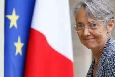 Francia: fracasó la moción de censura contra una ministra de Emmanuel Macron