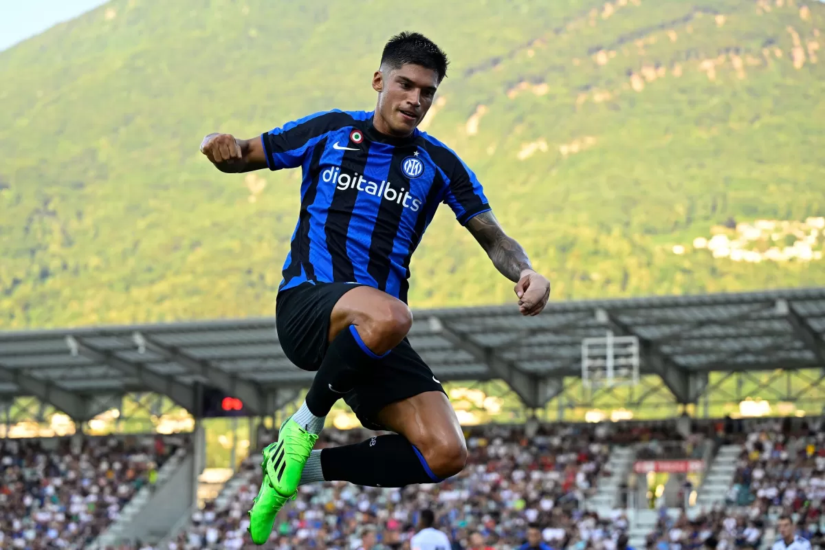 Caño y adentro: el golazo del Tucu Correa en el triunfo del Inter