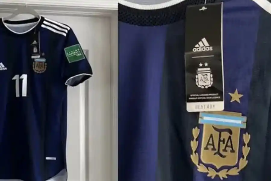 Así sería la camiseta suplente de la Selección argentina para Qatar 2022