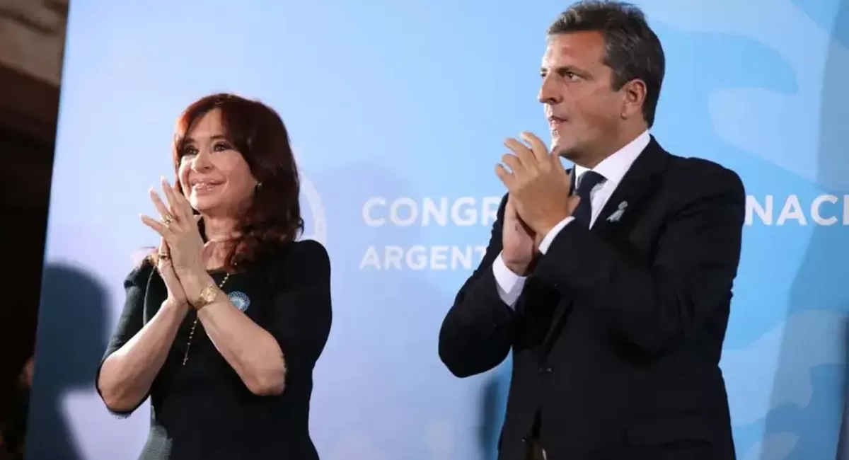 Cristina Kirchner y Sergio Massa. Foto: Prensa Congreso.