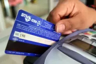 Desde hoy será más caro financiar la tarjeta de crédito en pesos y en dólares