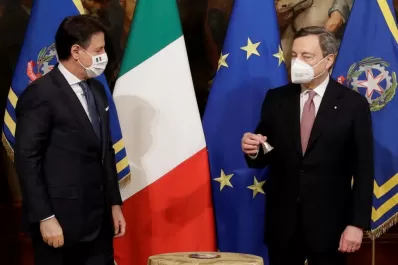 Draghi dimitió y no le aceptan la renuncia