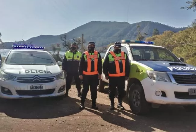  CONTROLES. La Policía, en los lugares elegidos por los turistas.