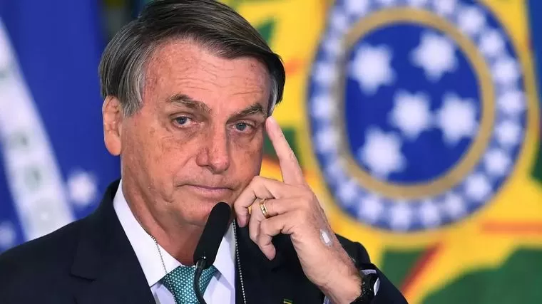 ATAQUE. La actitud de Bolsonaro hace temer que no admita una derrota.   