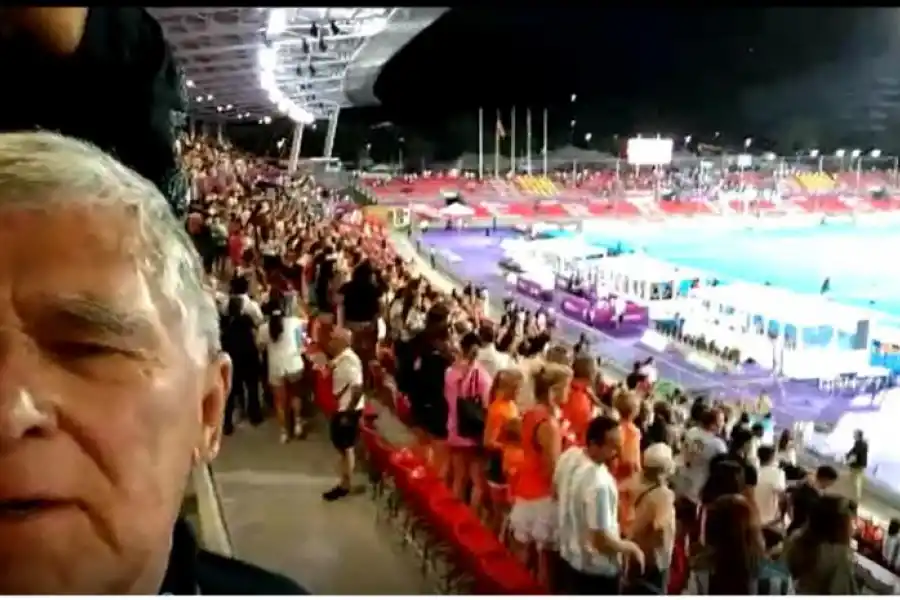 DESDE LA TRIBUNA. Becerra tuvo una buena visual en el partido que Argentina le ganó a Alemania en las semifinales. 