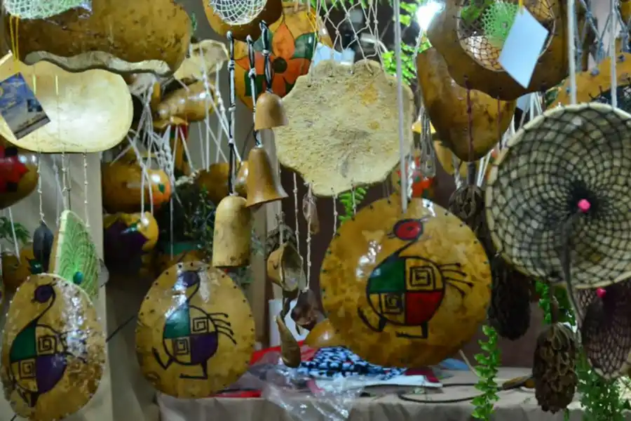 Turismo tucumano: comenzó la edición nº 53 de la Feria de Artesanías y Productos Regionales del NOA