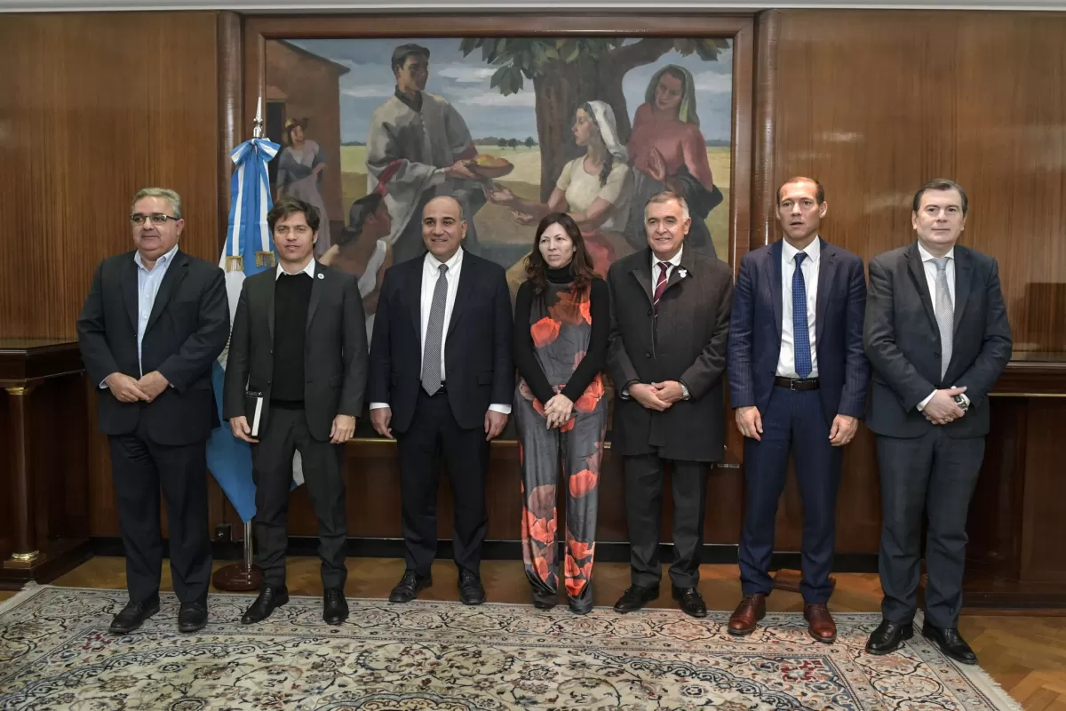 EN BUENOS AIRES. Jaldo participó de la reunión con la ministra de Economía, Silvina Batakis, junto a Manzur y a otros gobernadores. Foto de Comunicación Pública