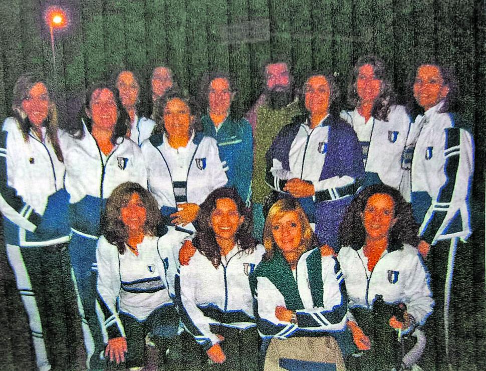  GRACIAS, HOCKEY. Con el deporte nacieron 20 años de amistad