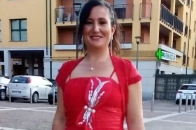 Una mujer dejó sola a su beba por seis días, volvió a su casa y la encontró muerta
