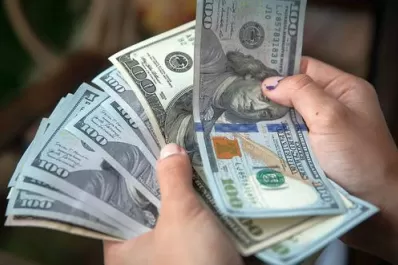 Por primera vez en cinco días, el dólar blue registra una baja considerable