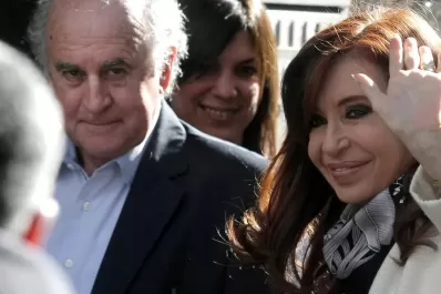 Parrilli criticó a la Corte Suprema y la acusó de querer proscribir a Cristina