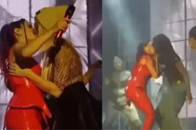 El picante video de Lali Espósito besándose con influencers en pleno show