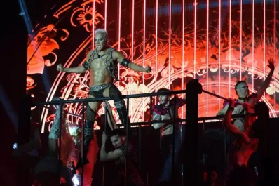 “Stravaganza” tiene pasado y futuro, pero te invita a vivir el presente