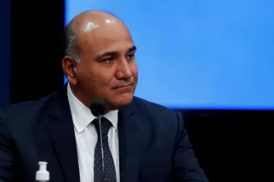 Cristina o Massa, ¿y Manzur qué?