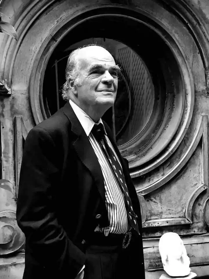 EL BIÓGRAFO. El doctor Carlos Páez de la Torre, retratado por Aldo Sessa, es el autor de “La cólera de la inteligencia. Una vida de Paul Groussac”.