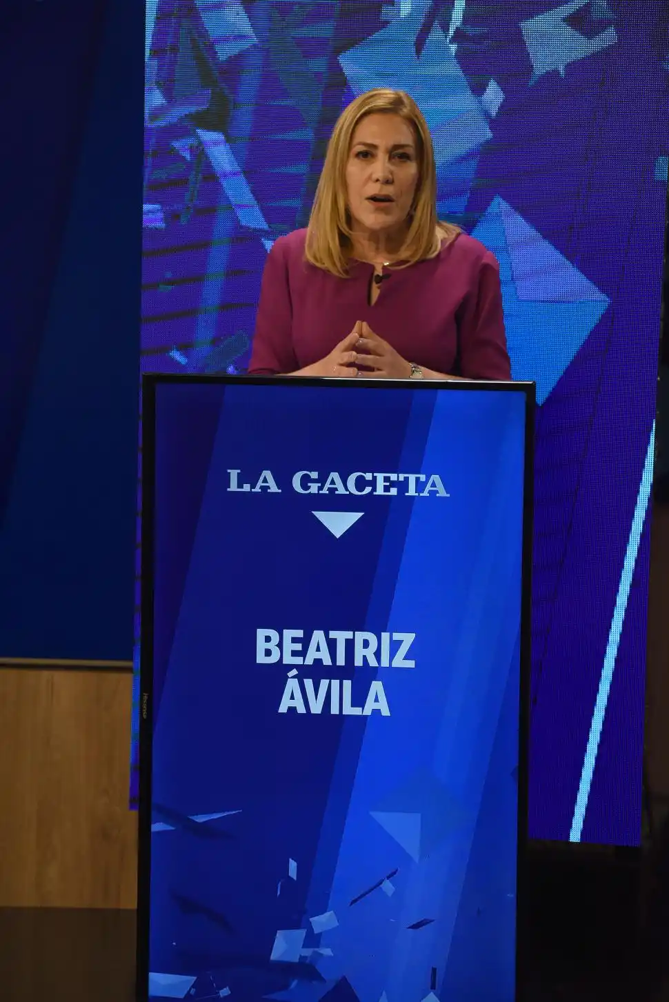 BEATRIZ ÁVILA. “Tenemos nuevamente un presidente absolutamente decorativo”.  