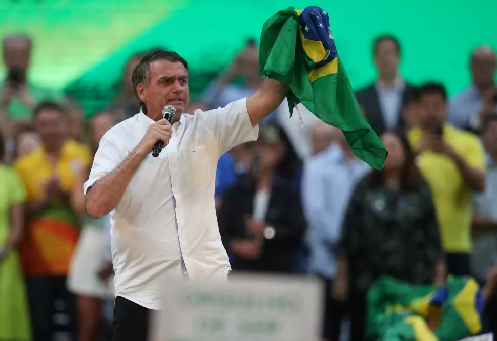 ENCENDIDO. Bolsonaro eligió como blanco de su insultos a la Corte Suprema de Brasil y “al comunismo”.   