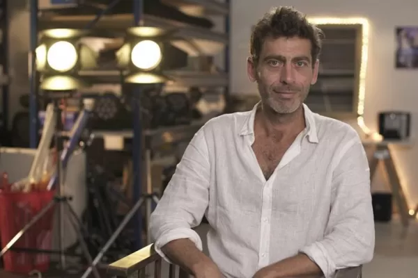 Alejandro Montiel: “No tenemos que saber todo sobre los personajes”